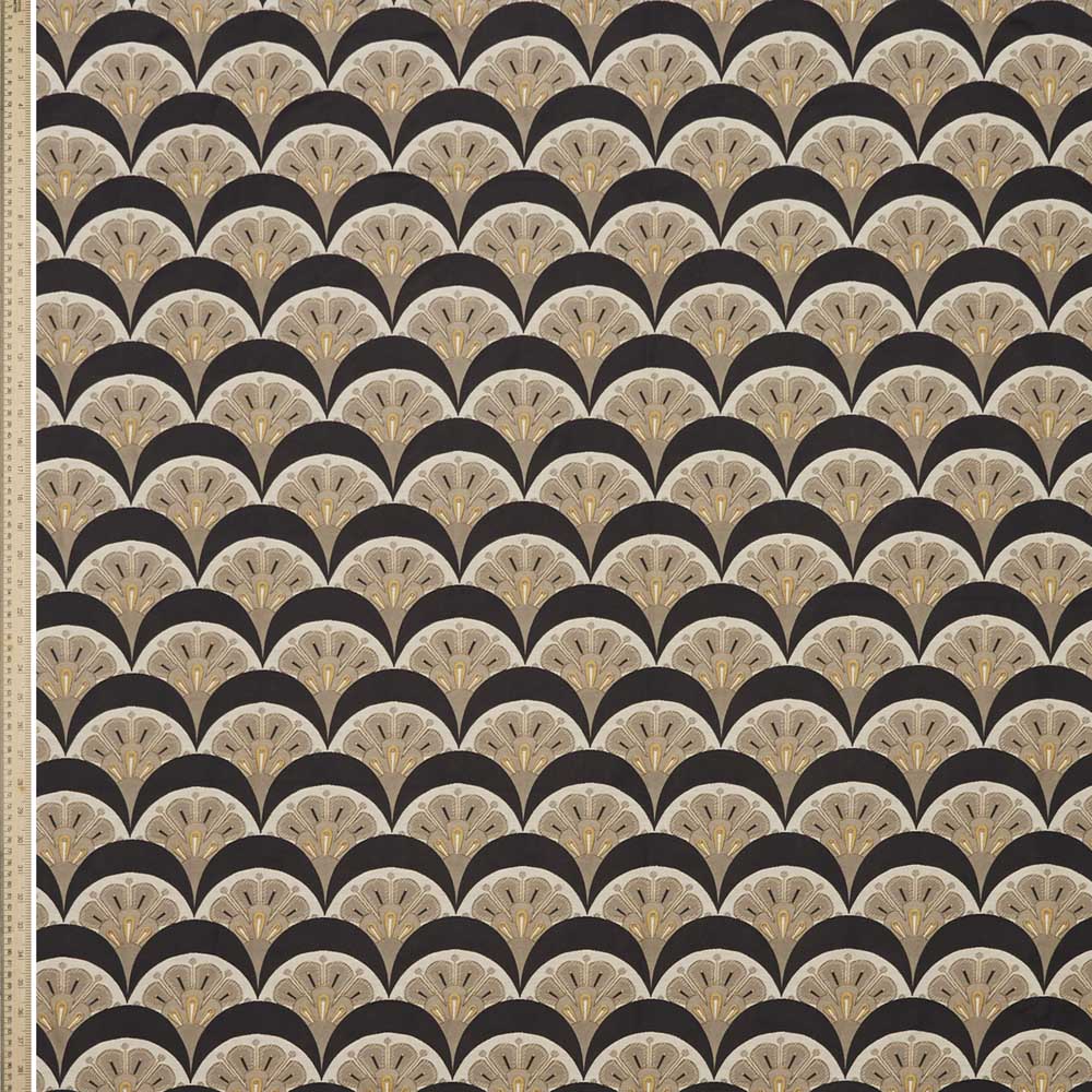 Liberty Interiors Fabric Deco Scallop Pewter Dark N Multi Jacquard - Alice  Caroline - Liberty stoffen, patronen, kits en meer - Liberty of London  stoffen online