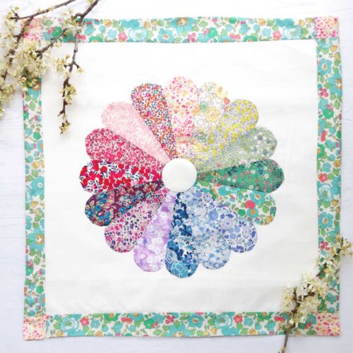 Dresden Rainbow cushion kit