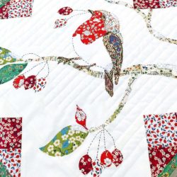 Liberty Robin Kussen - gemaakt met Liberty Tana Lawn Fabrics